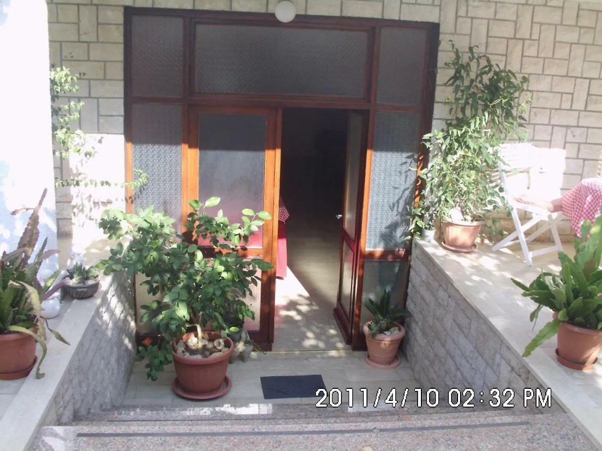 Apartment Mara بوريتش كرواتيا