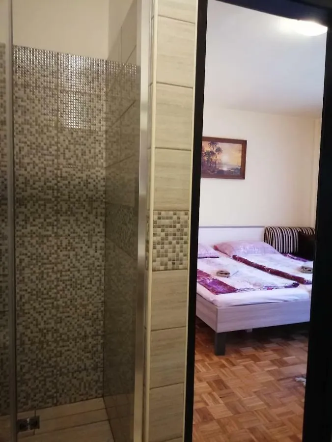 Apartment Mara بوريتش