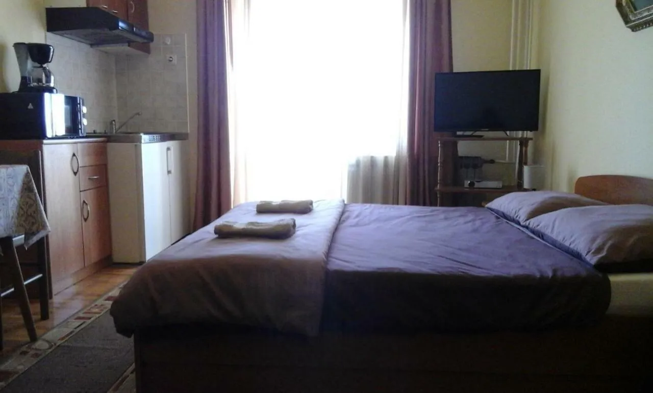 Apartment Mara بوريتش