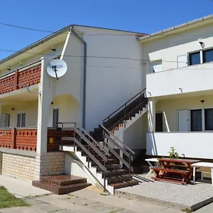 apartments-aneva.primorje-gorskikotar.com/